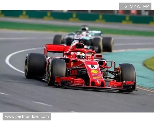 F1新赛季揭幕战精彩纷呈 车队阵容调整引发热议